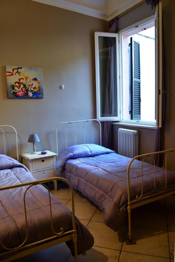 Chez Anna Apartment Iesi Bagian luar foto
